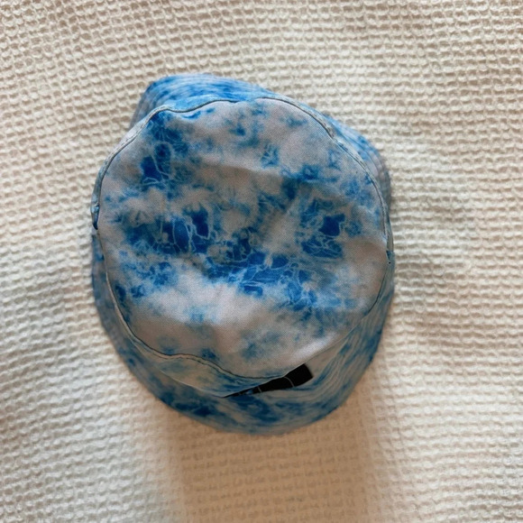 The North Face blue tie dye bucket hat - Picture 4 of 4